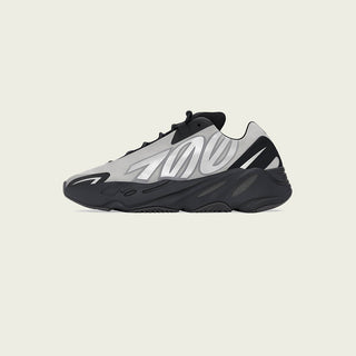 adidas YEEZY BOOST 700 MNVN