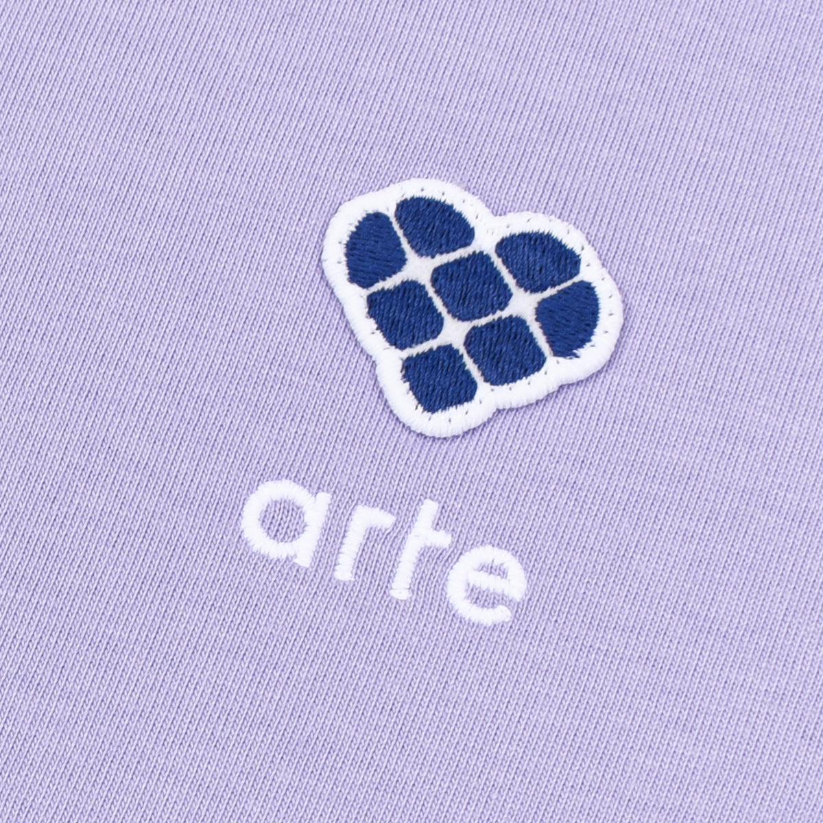 Arte Heart Circle Patch T-shirt-SUEDE Store